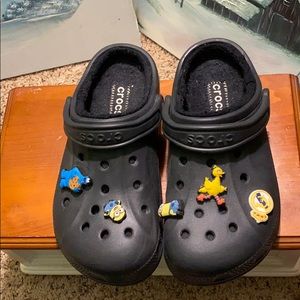 Crocs with inside fuzz